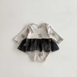 【66-90】 ワンピース風 小花柄 ロンパース - 画像 (5)