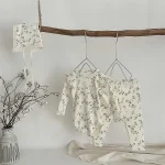 【66-90】花柄 帽子付き ロンパース + ボトムス - 画像 (9)