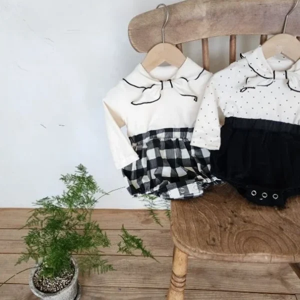 【66-90cm】リボン襟 ロンパース