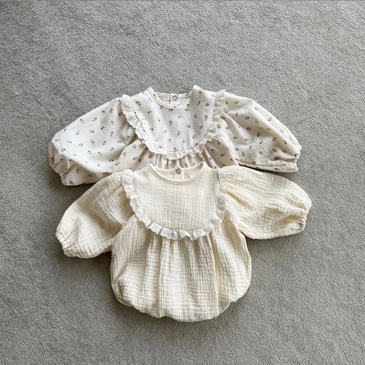 952c00dad079a732431cfb10fcfd5350_750x.webp 【66-90】 花柄 ナチュラル ロンパース - 画像 (1)
