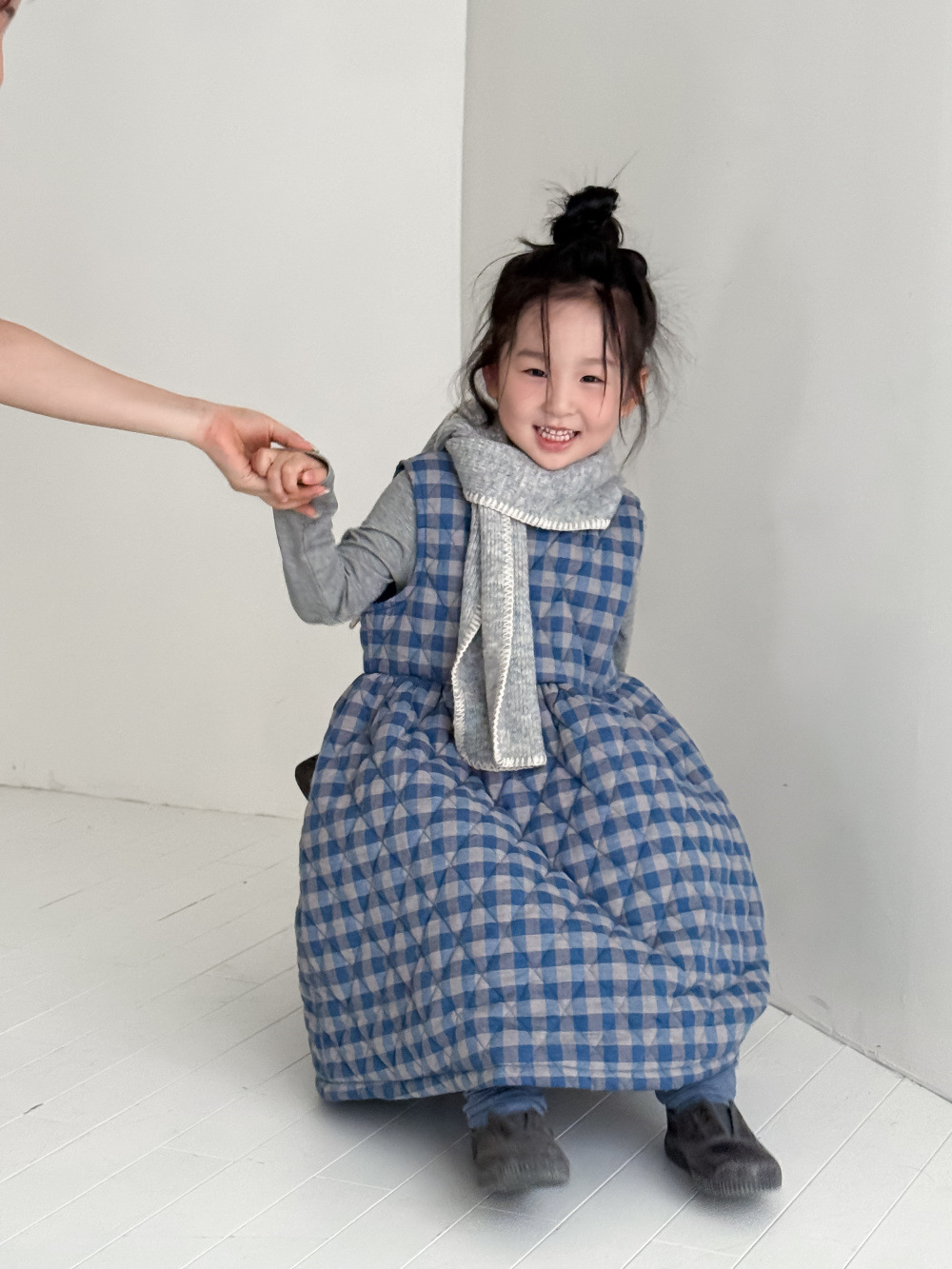 【90-150】チェック柄 ノースリーブ ワンピース - 画像 (4)