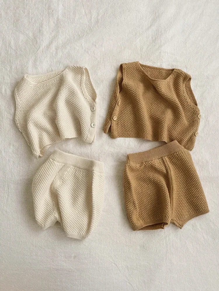 【66-90cm】ベスト ＋ ボトムス 2点セット
