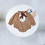 【66-90】 リボンコーデュロイ ロンパース - 画像 (6)