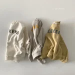 【80-130】 英字 トップス プルオーバー - 画像 (2)