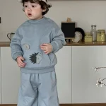 【73-110】 カートゥーン ボア付き セットアップ - 画像 (4)