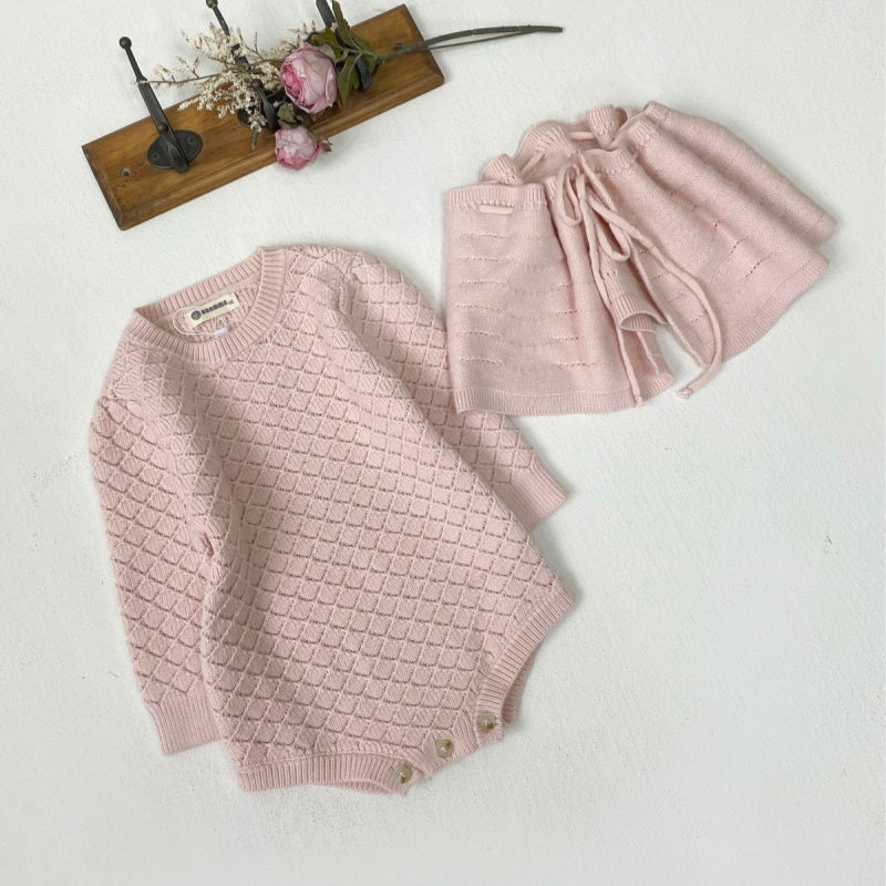 【66-90】透かし編み ロンパース&取り外しケープ - 画像 (13)