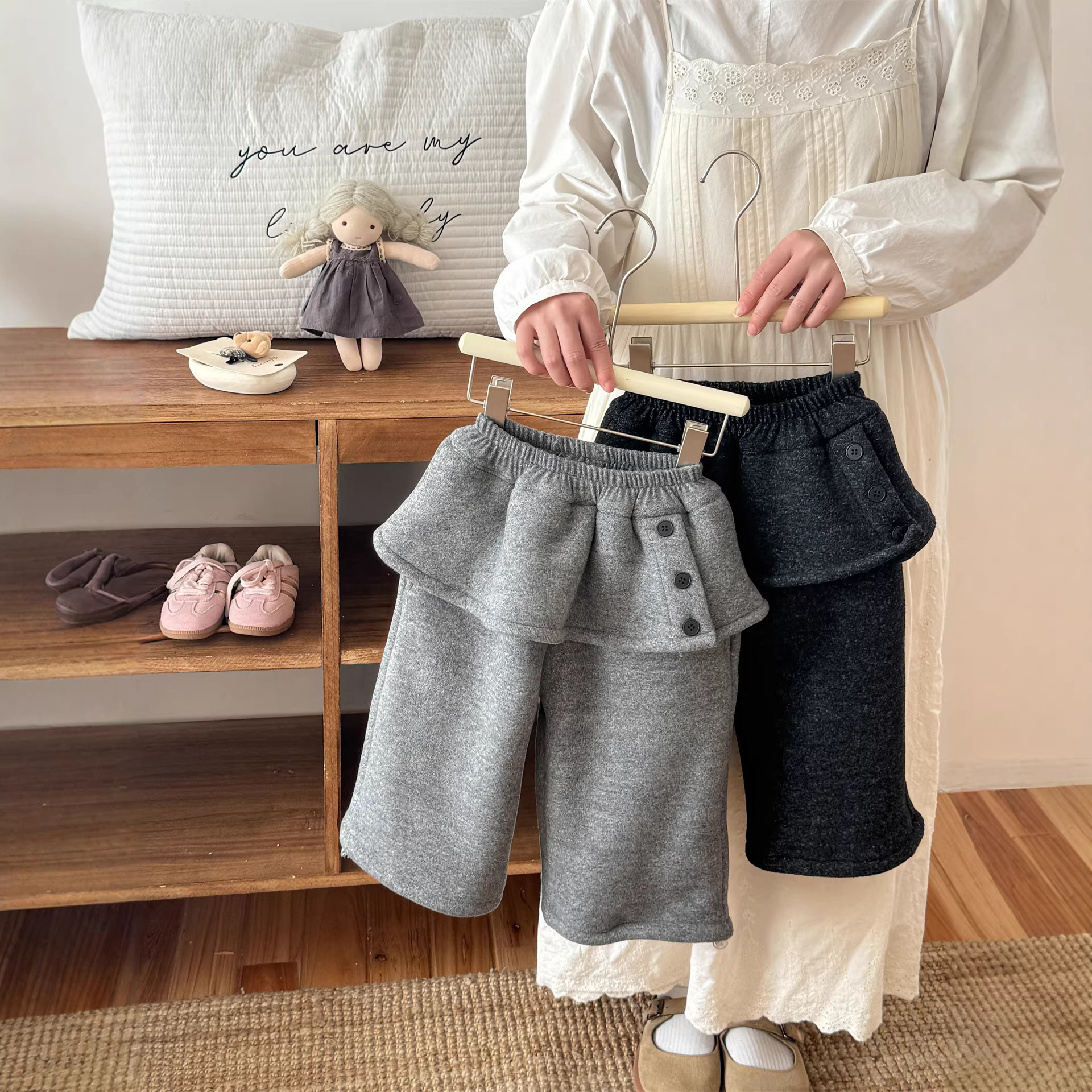 【73-120cm】フリルデザイン 厚手 すっきり見え 女の子 パンツ