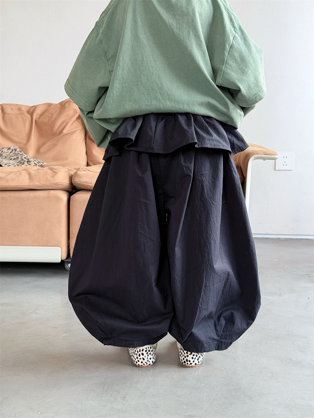 【90-150】バルーンパンツ フリルスカート付き フェイクレイヤード カジュアルパンツ - 画像 (5)