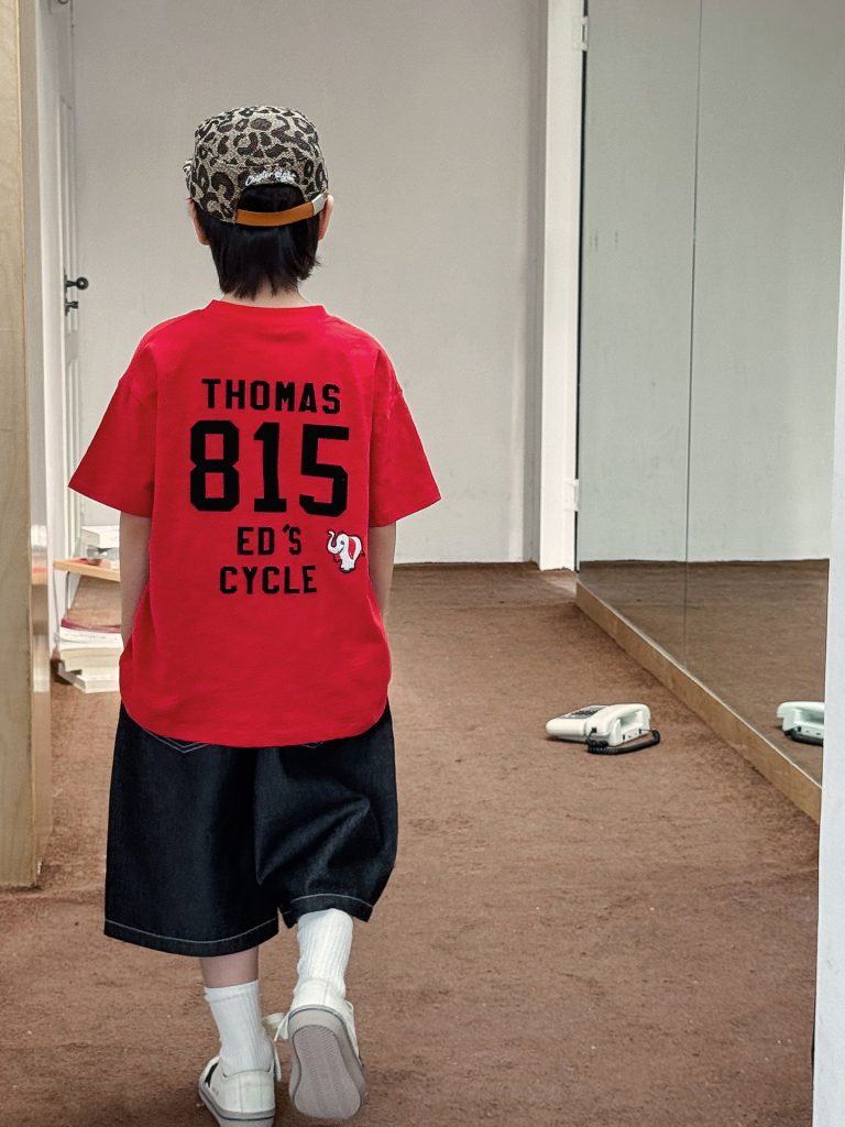 【90-150cm】半袖Tシャツ 男の子 アウトドア風 ロゴプリント カジュアル トップス 子供服