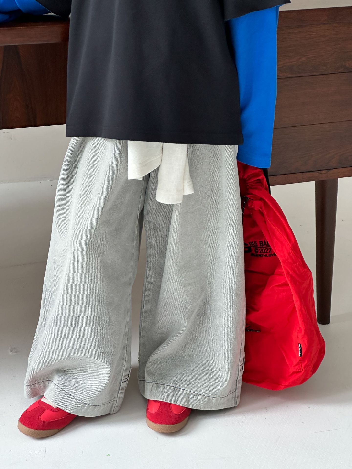 【90-150】デニムパンツ ストレート ゆったり ライトカラー サンドウォッシュ加工 カジュアル ロングパンツ - 画像 (6)