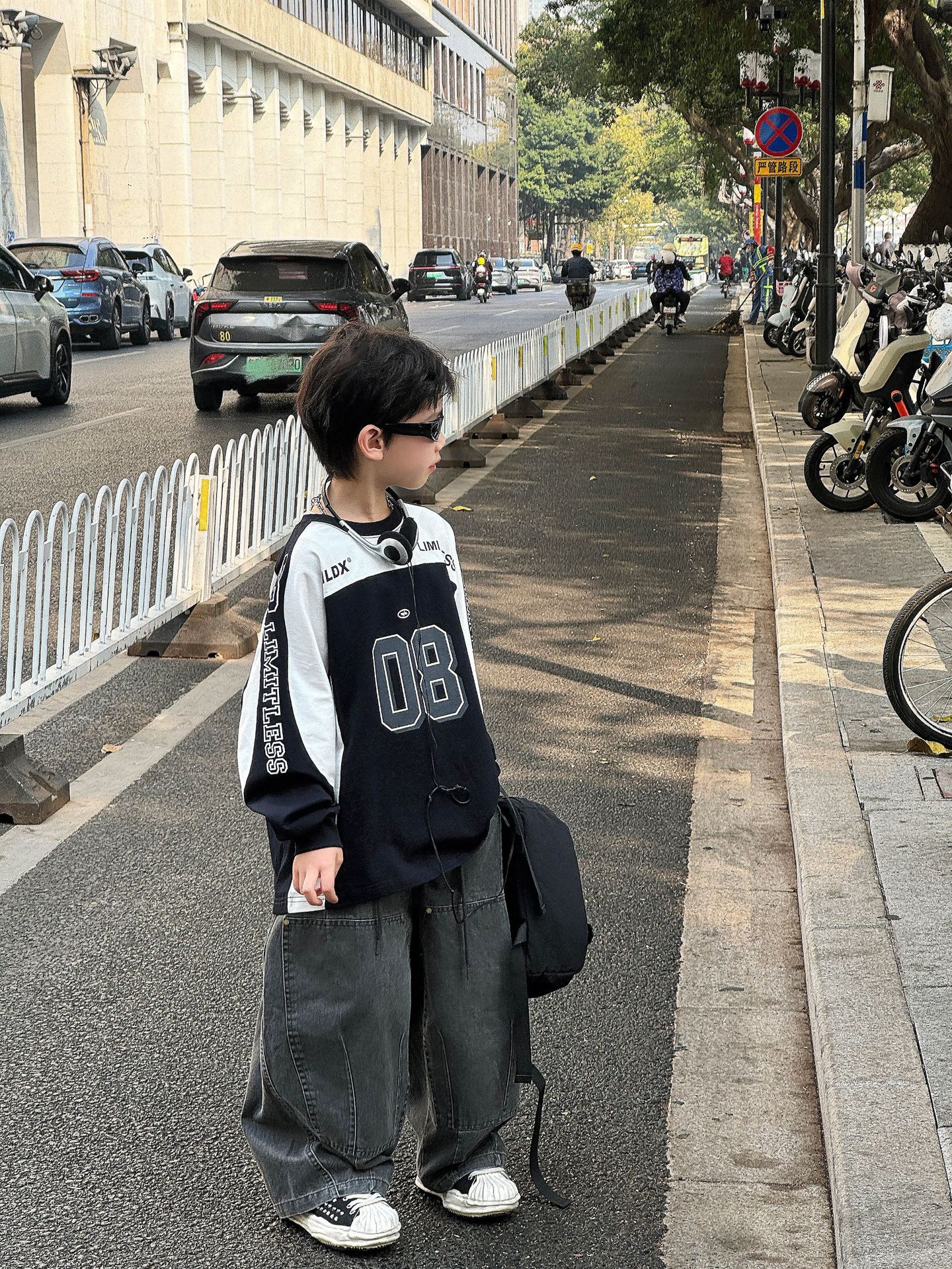 O1CN01hAiVeL2BeJPvHS2pz_2207518548363-0-cib.jpg 【90-160】トレーナー 男の子 合わせやすい カジュアル ゆったり トップス - 画像 (1)