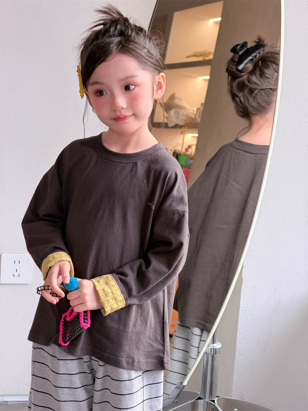 【90-150】長袖Tシャツ 男女兼用 チェック柄 配色デザイン クルーネック カジュアル 韓国風 トップス - 画像 (6)