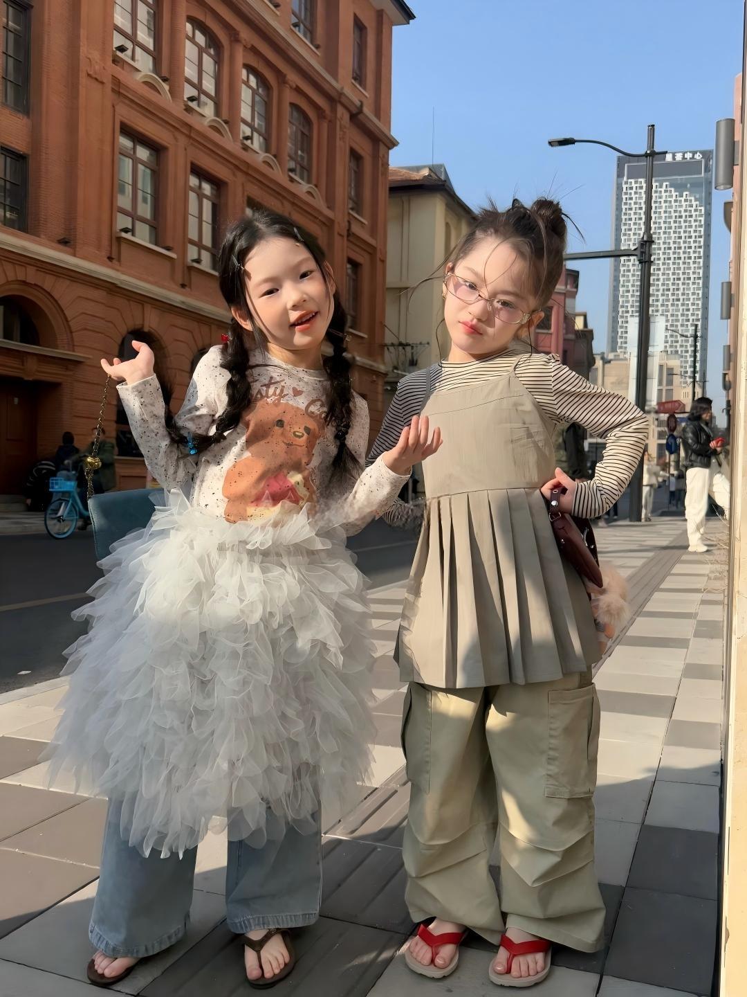 【90-140】長袖Tシャツ or スカート or デニムパンツ 女の子 カートゥーン - 画像 (3)
