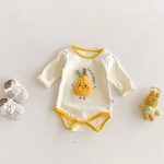 【66-90】ロンパース 可愛い 梨柄 ベビー服 - 画像 (2)