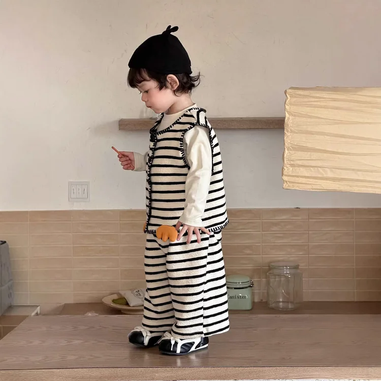 【73-110】セットアップ or インナー ペーギンデザイン 可愛い ベビー服 - 画像 (5)