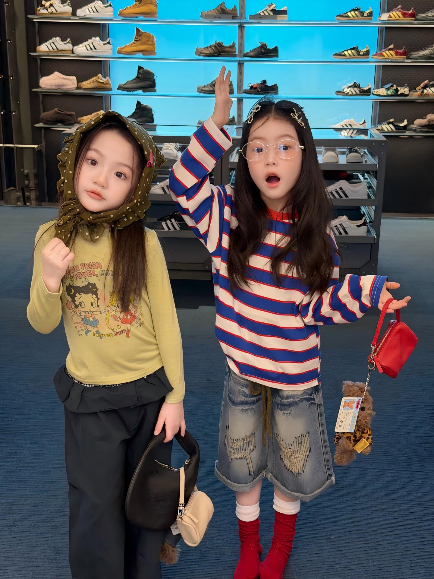 【90-140】女の子 ボーダー柄トップス or デニムハーフパンツ