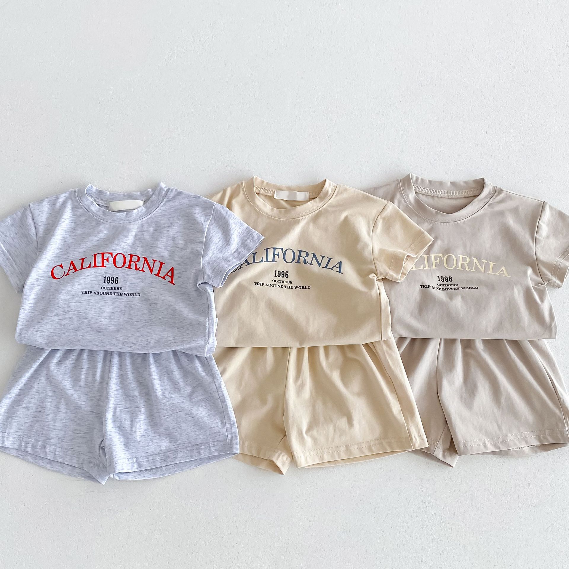 【80-130】ベビー キッズ 半袖 セットアップ プリント - 画像 (3)