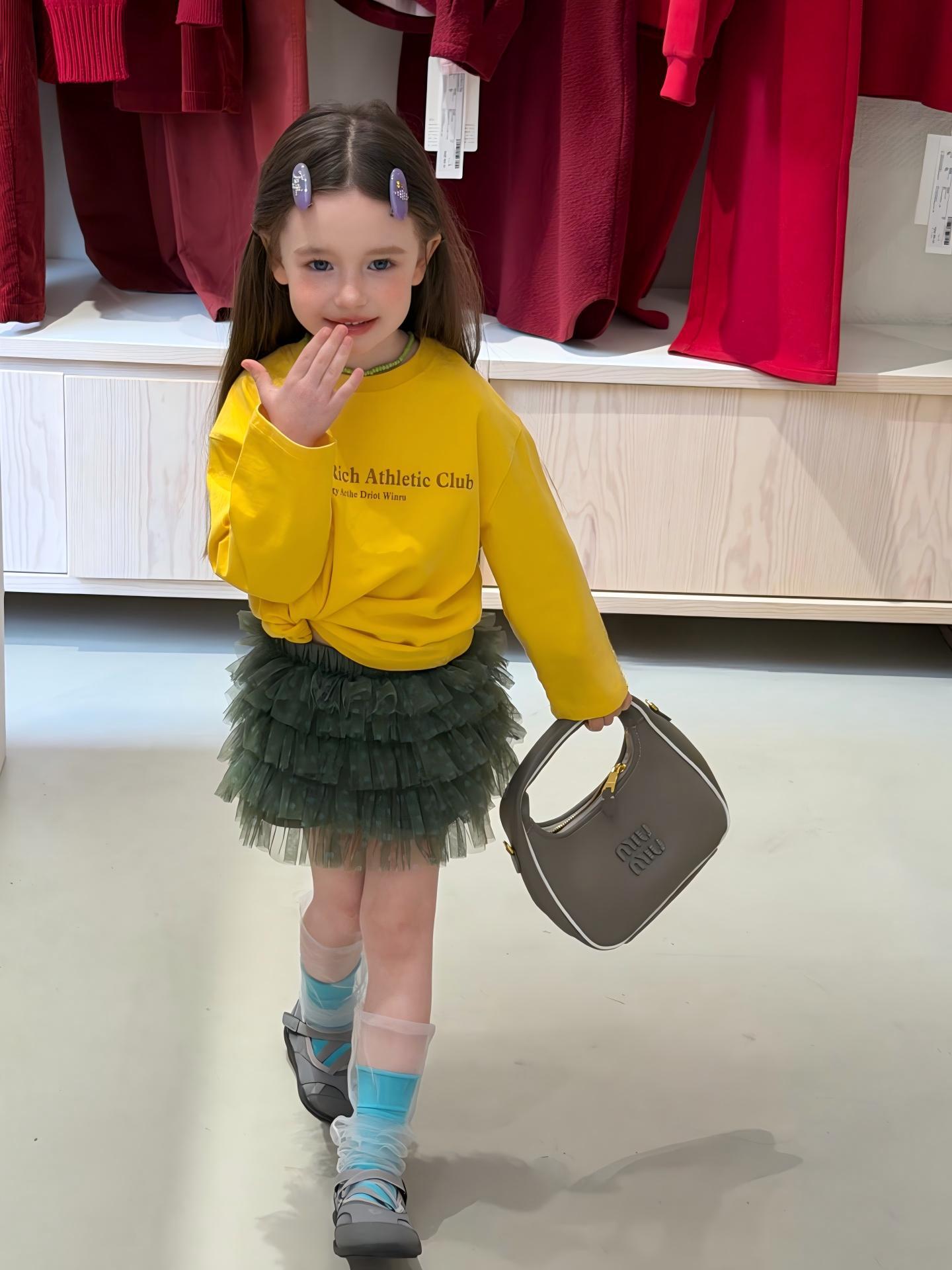 【90-140cm】長袖Ｔシャツ or ボリュームスカート 女の子 英字プリント ガーリー