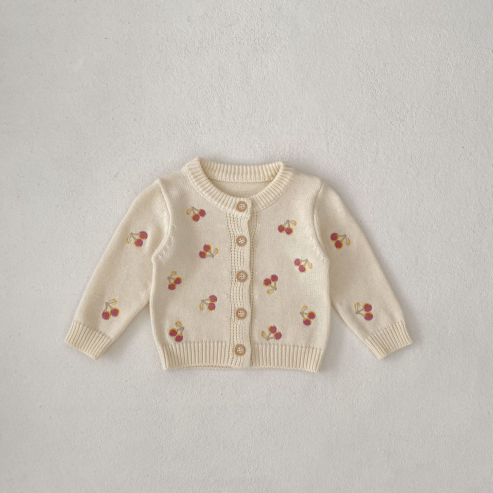 【66-100】ニット カーディガン チェリー柄 刺繍 - 画像 (5)