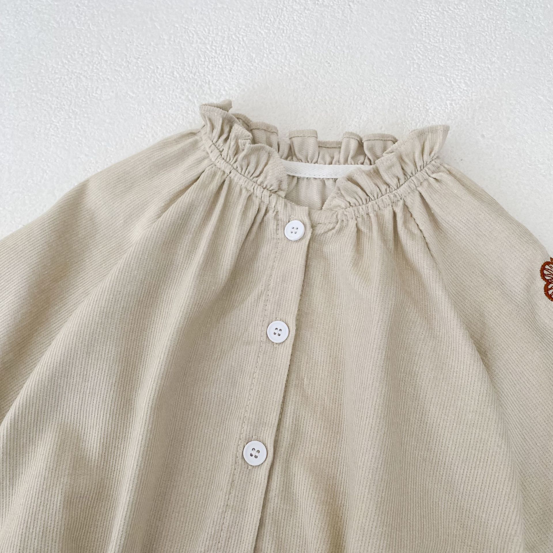 【66-90】ロンパース レトロ 刺繍 ナチュラル - 画像 (10)