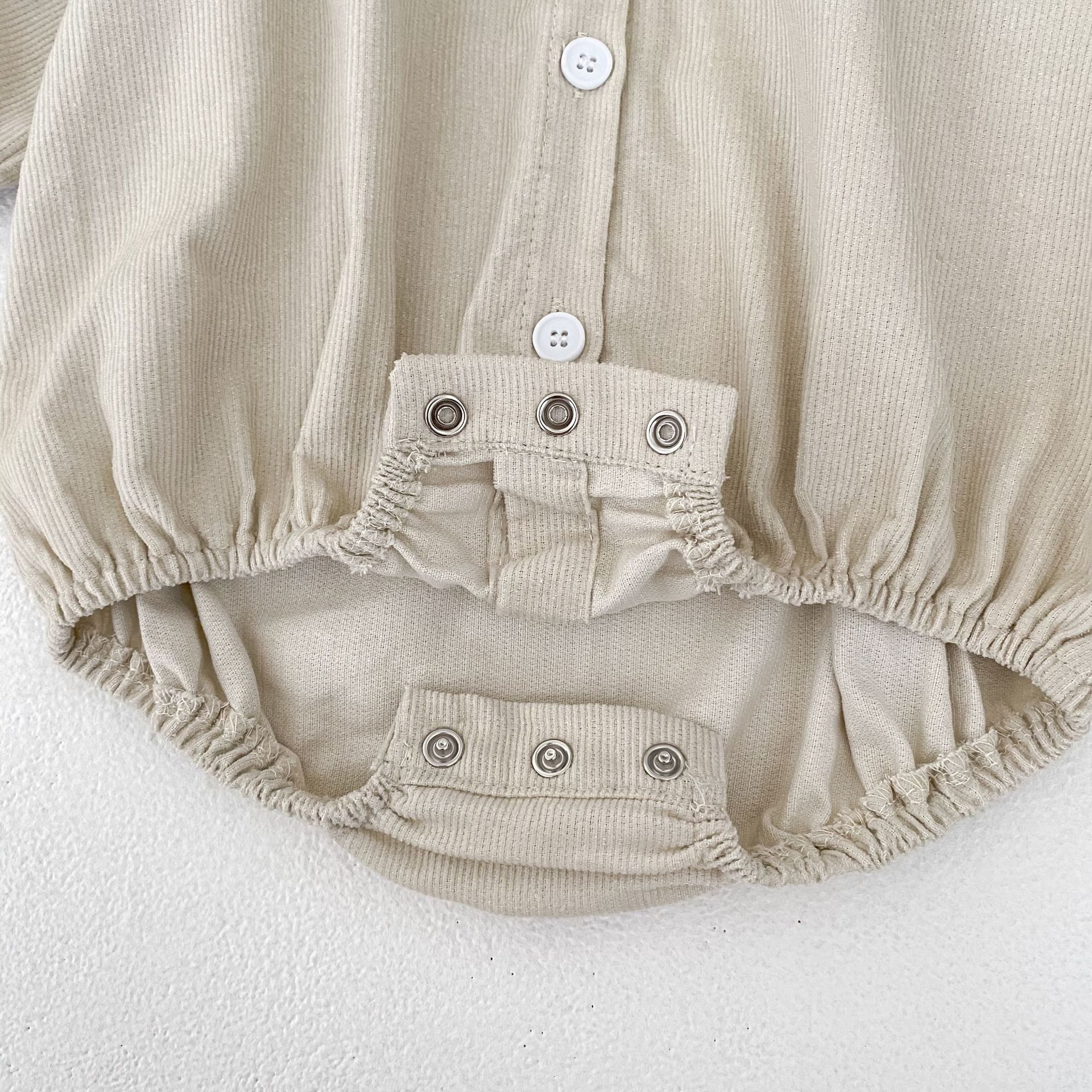 【66-90】ロンパース レトロ 刺繍 ナチュラル - 画像 (17)