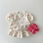 【73-120】セットアップ ベビー女の子 さくらんぼ Tシャツ＆ミニスカート - 画像 (3)