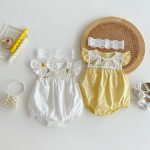 【66-90】ロンパース ベビー 花柄 刺繍 フリルデザイン