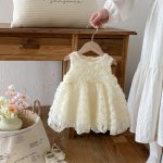 【73-100】ワンピース ベビー プリンセス 立体ローズ - 画像 (3)