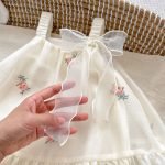 【66-90】キャミロンパースワンピース ベビー ガーリー 刺繍 花柄 - 画像 (8)