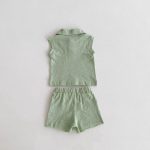 【73-100】セットアップ ベビー ポロネック ノースリーブ - 画像 (9)