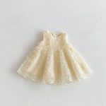 【73-100】ワンピース ベビー プリンセス 立体ローズ - 画像 (4)