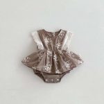 【66-90】ロンパース ベビー おしゃれ フリル 花刺繡 - 画像 (4)