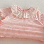 【66-90】二点セット 小花柄サロペットロンパース&レース襟Tシャツ - 画像 (9)