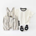【73-100】セットアップ ストライプ 恐竜 サロペット&シャツ - 画像 (3)