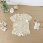 【73-110】セットアップ ベビー 女の子フラワー透かし編み - 画像 (3)