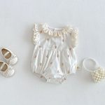 【66-90】ロンパース フリル襟 花刺繡 - 画像 (2)