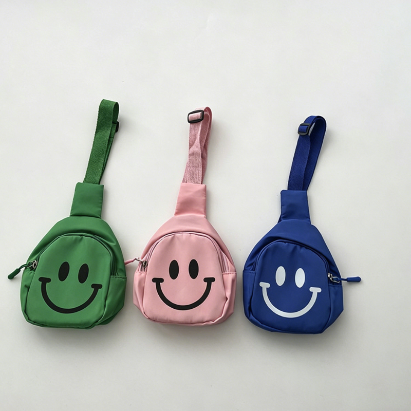 7 【GOODS】バッグ 笑顔プリント シンプル ショルダーバッグ - 画像 (1)