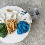 【73-100】セットアップ ベビー 恐竜柄 半袖Tシャツ&ショートパンツ - 画像 (9)