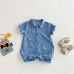 【66-90】デニムロンパース 恐竜刺繡 肌に優しい ベビー服