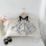 【66-90】キャミロンパース ブラック花 可愛い ベビー服 - 画像 (8)
