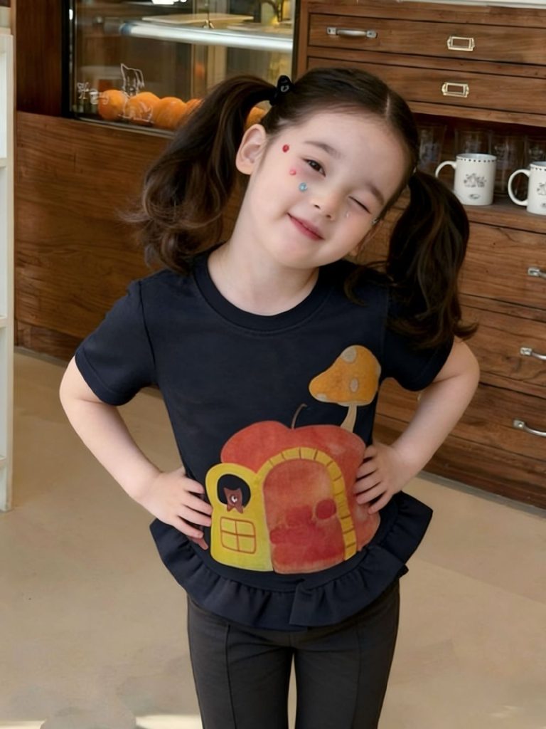 【90-150cm】半袖Ｔシャツorパンツ 女の子 カートゥーン フリル