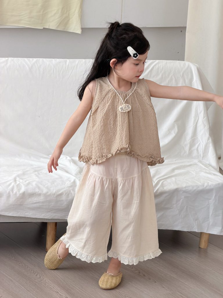 【90-140cm】セットアップ 女の子 フリル カジュアル