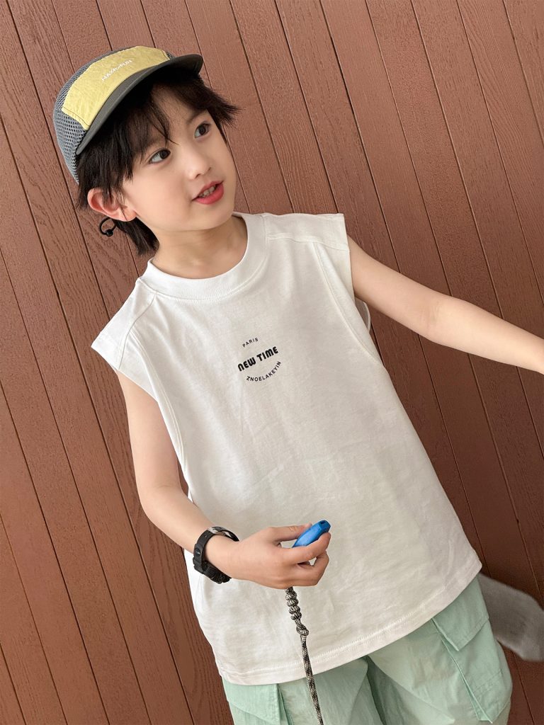 【100-160cm】ノースリーブTシャツ キッズ かっこいい ストリート風 動きやすさ抜群