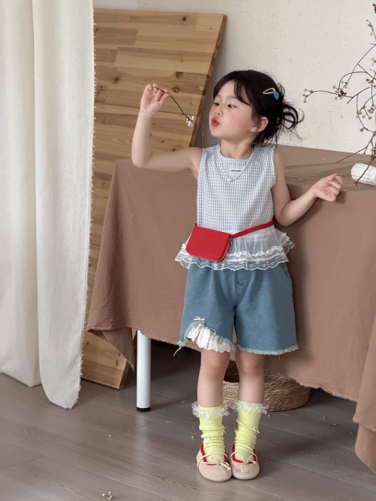 【90-140cm】ベスト 女の子 チェック柄 レース 切り替え