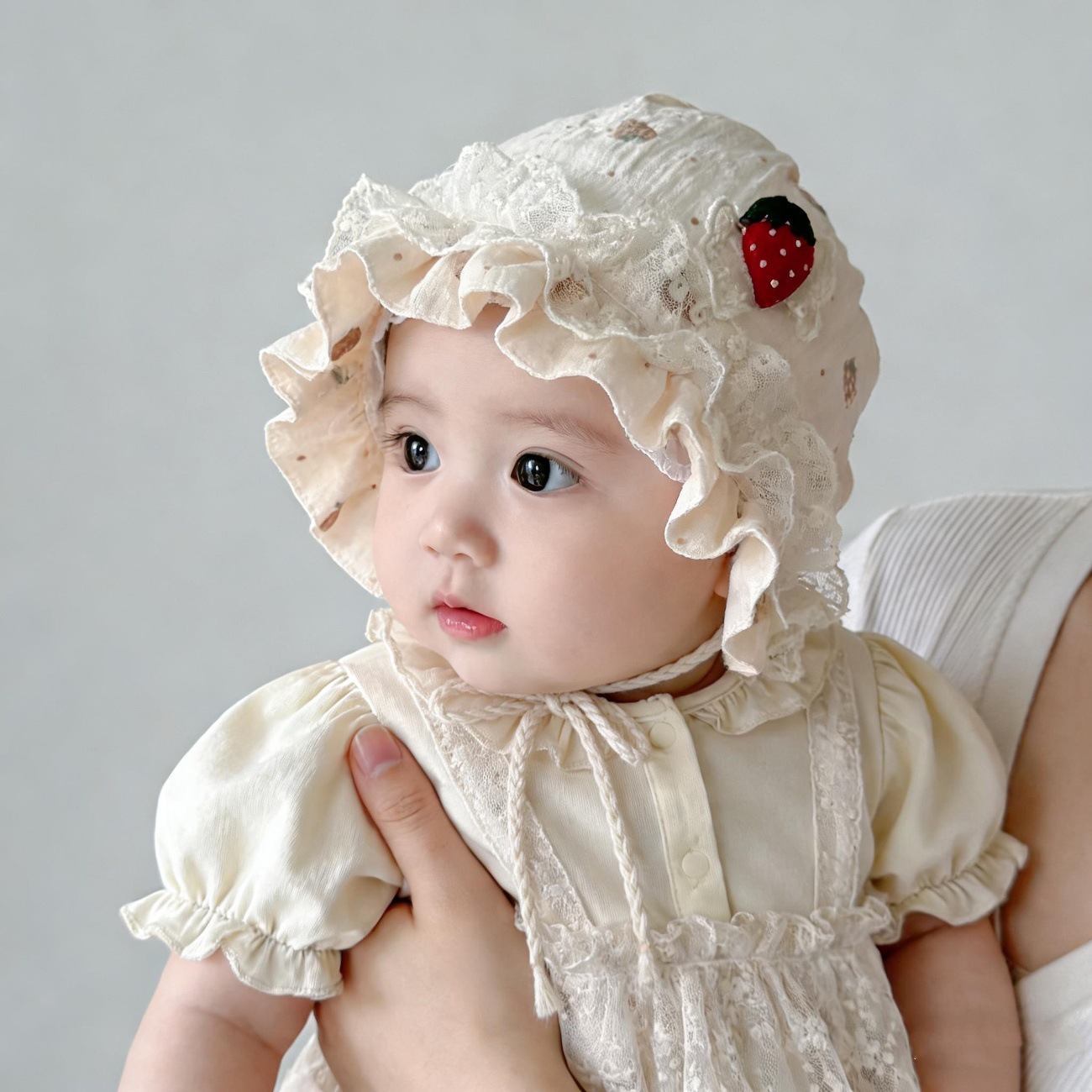 O1CN01kWB2VT1c5xA5WvSHN_2208989763550-0-cib.jpg 【GOODS】レース帽子 ベビー用 女の子 プリンセス風 いちご柄 日よけハット - 画像 (1)