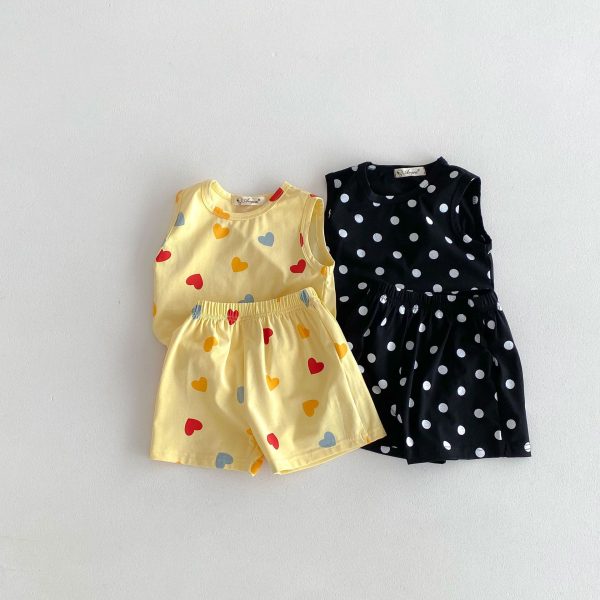 【80-130cm】セットアップ 女の子 ノースリーブ ハート・ドット柄 トップス＆ショートパンツ