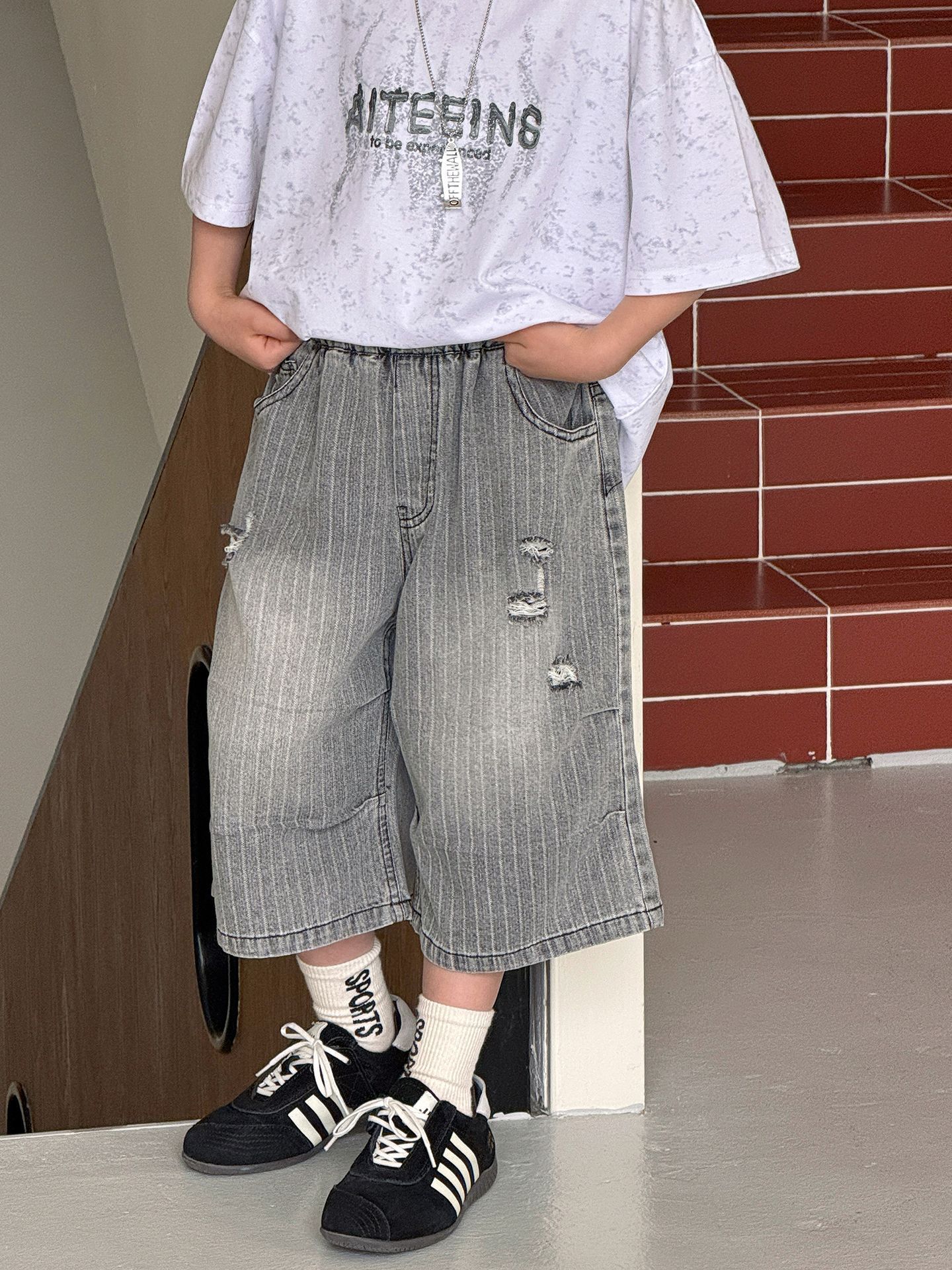 O1CN01zJOTzW1IH8W8RGLnf_2215116460867-0-cib.jpg 【90-160】ショートパンツ 男の子 ストライプ ジーンズ - 画像 (1)