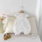 【66-90】オールインワン フリル ホワイト シンプル ベビー服 - 画像 (3)