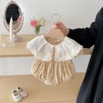 【66-90】ロンパース ビッグ襟 花柄 おしゃれ ベビー服 - 画像 (6)