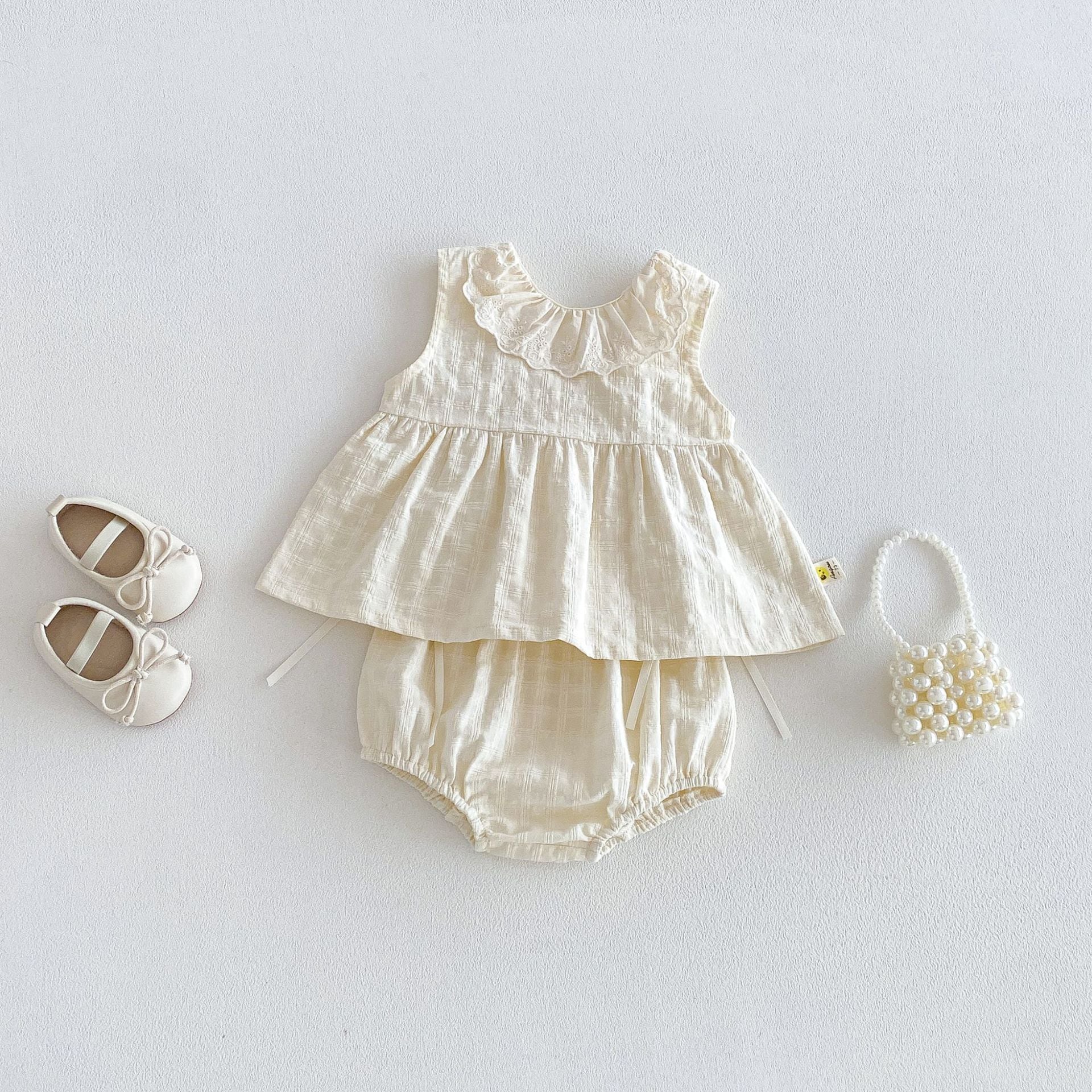 ca84a139520ee463b0978133d9f2536c.jpg 【73-110】セットアップ リボン付き レース トップス&ブルマ - 画像 (1)